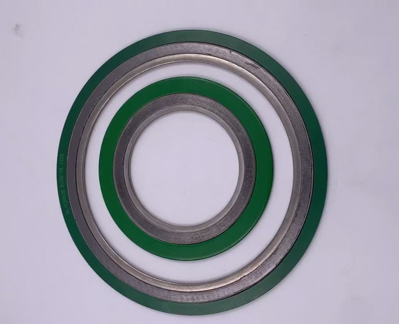 Spiral Wound Gasket with Inner and Outer Ring